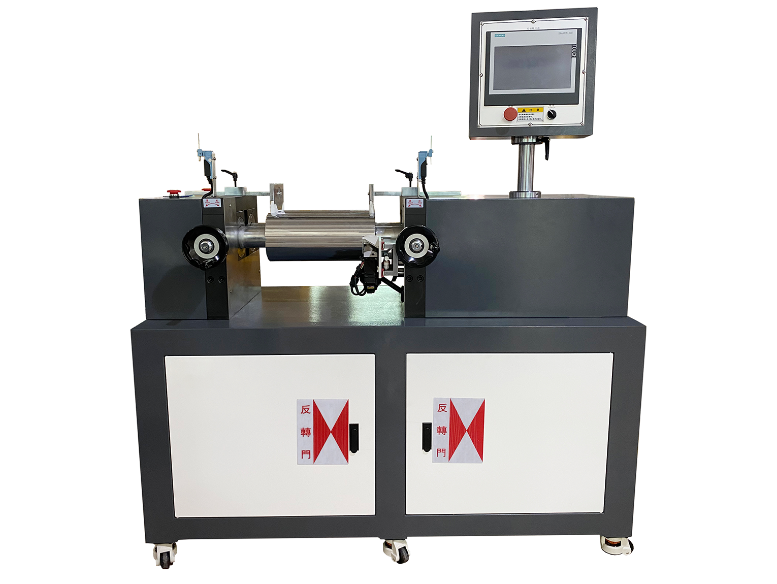 开炼机自动翻胶功能失效，手动翻胶又导致混炼不均，该检查哪个部件？