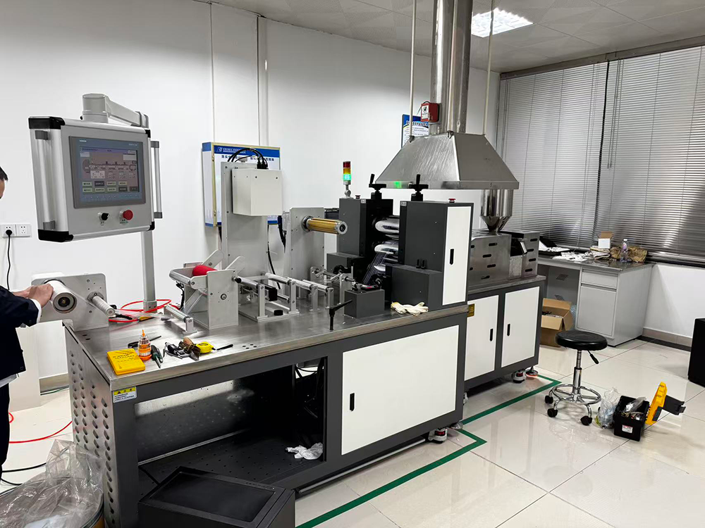 协同创新奠基特种薄膜领域的工程案例