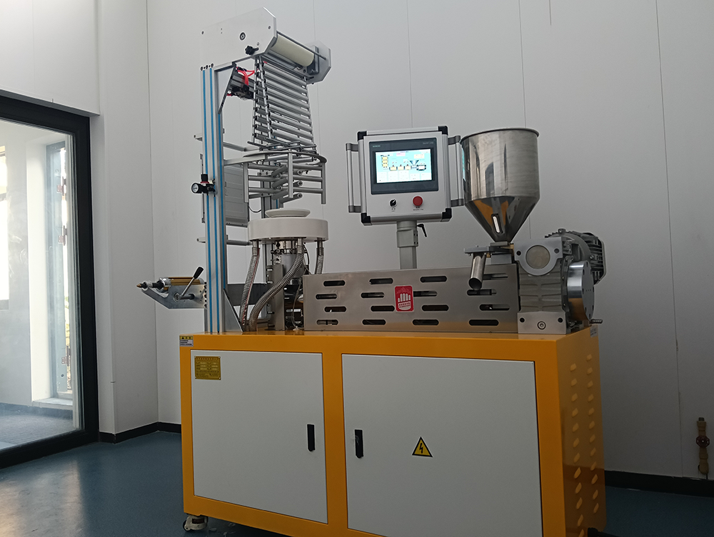 赋能高端化工材料创新的工程案例