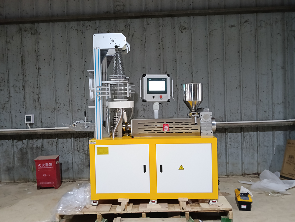 吹膜机破解包装膜生产 “精度 + 效率” 难题的工程案例